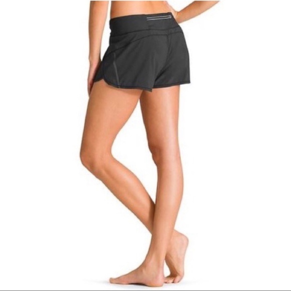 Athleta Record Time Green Running Shorts SZ M
